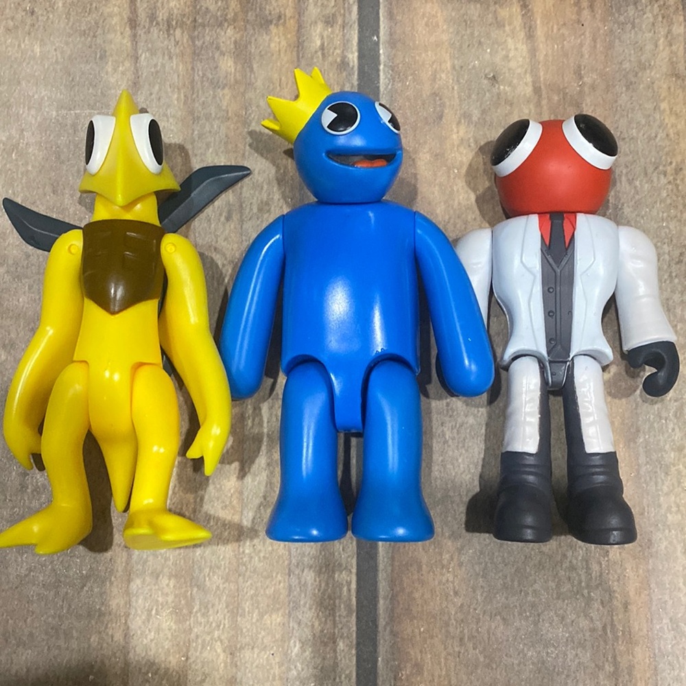 Rainbow Friends Figurines Blue, Red and Yellow